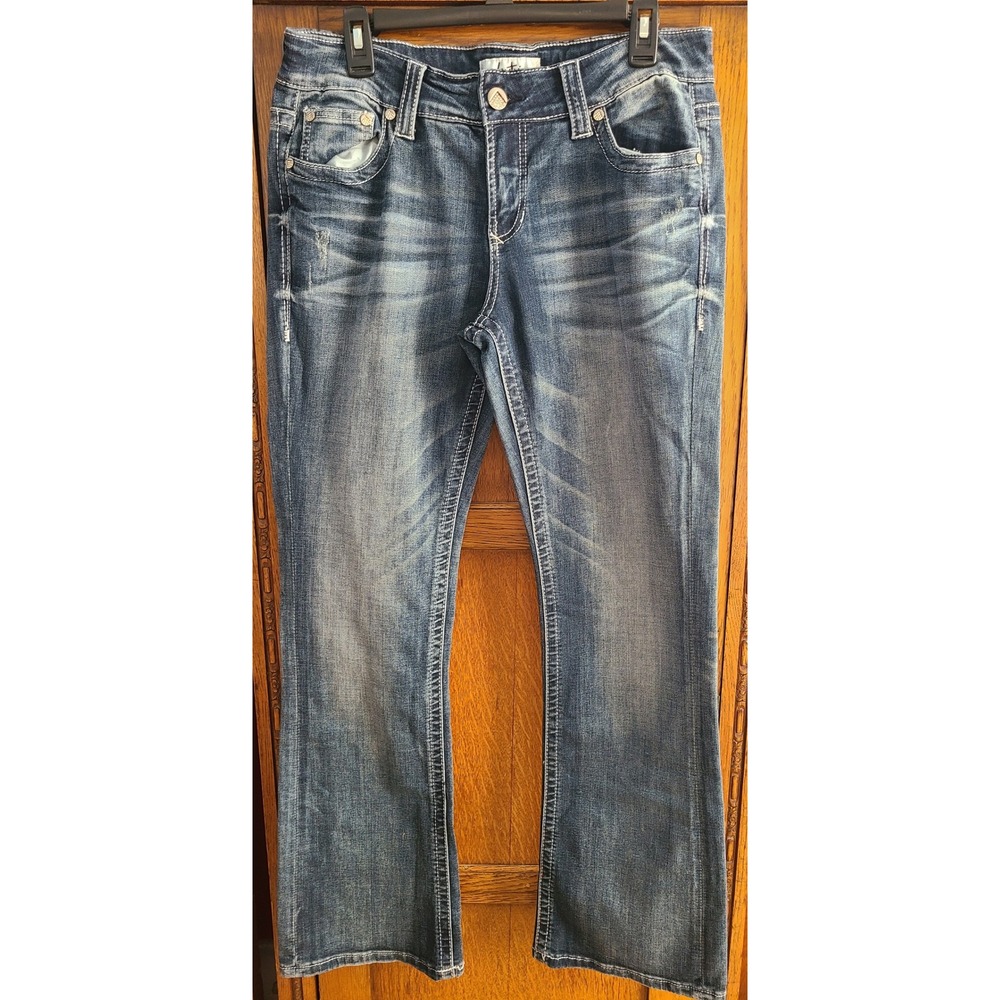 Daytrip Virgo Bootcut Jeans Medium Wash Rhinestone Contrast Stitch 30R Womens